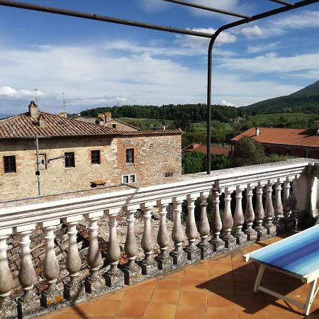 Mansarda Con Solarium Panoramico Su Centro Storico Di Sarteano Vicino Alle Famose Terme Della Val D'Orcia Leilighet Eksteriør bilde