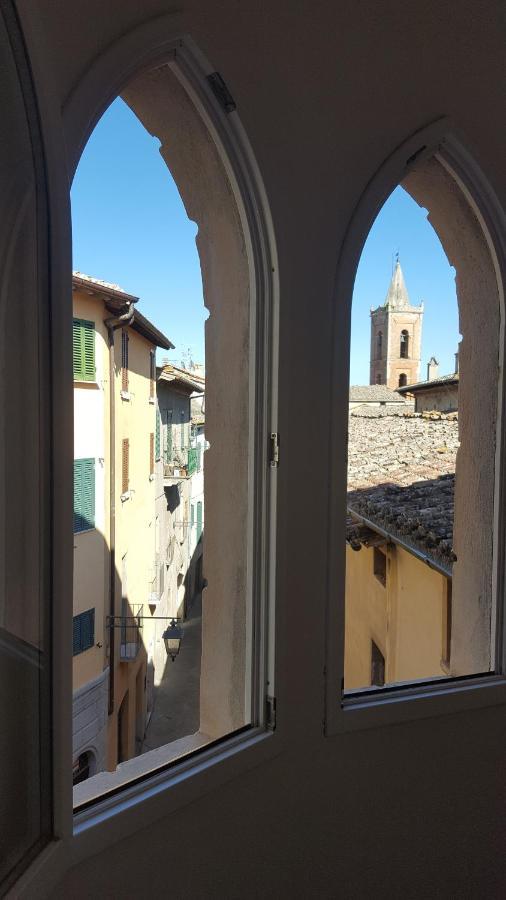 Mansarda Con Solarium Panoramico Su Centro Storico Di Sarteano Vicino Alle Famose Terme Della Val D'Orcia Leilighet Eksteriør bilde